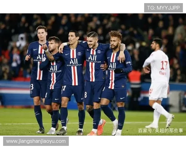 德甲球队老板被嘘事件回顾及背后原因分析