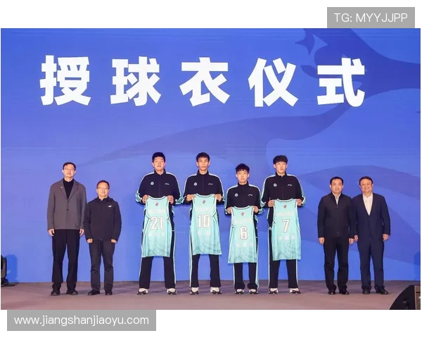 青岛篮球队CBA赛季表现及球队建设介绍